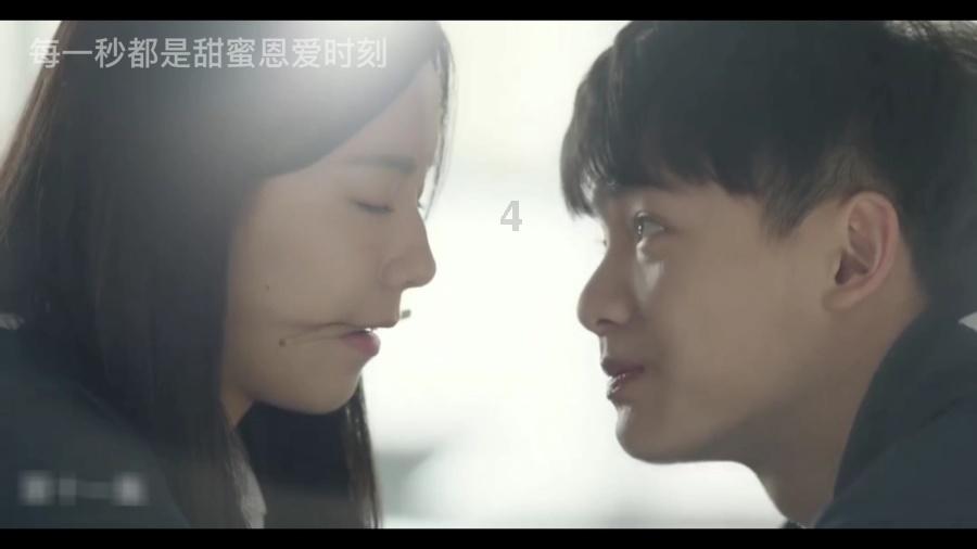 原创乘风破浪的姐姐三人成团夜,姐姐们同坐高脚凳,她们的坐姿暴露真实性格
